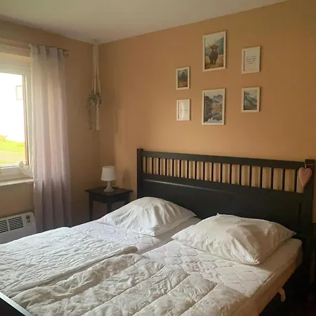 Emma & Mathilda - Auch Fuer Fellnasen *